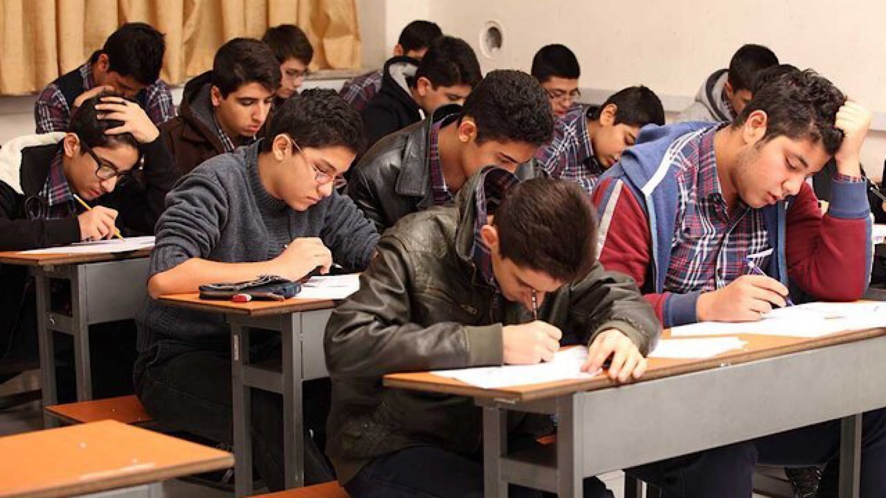 دانش‌آموزان پایه یازدهم تا چه زمانی برای تغییر رشته فرصت دارند؟