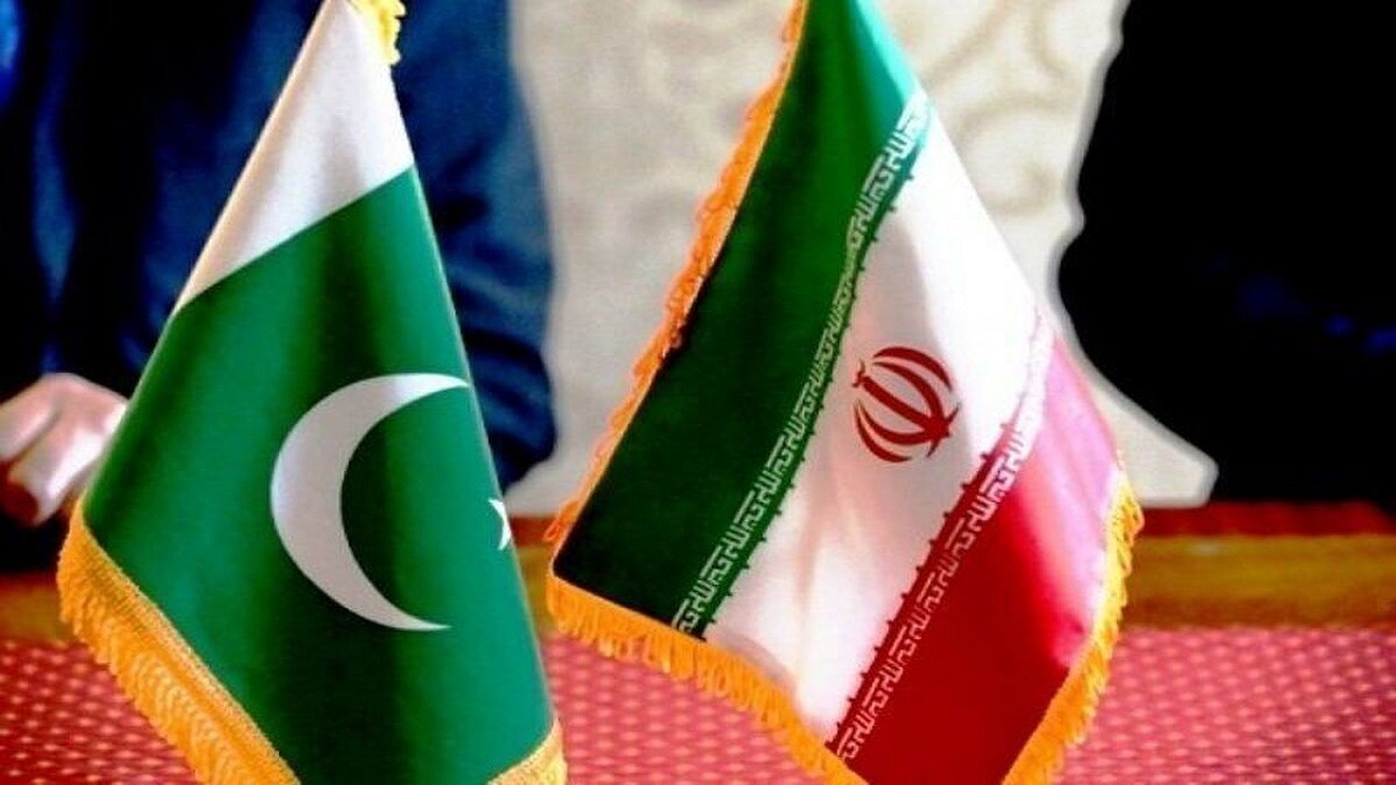 توافق تهران و اسلام‌آباد برای تجارت شبانه‌روزی در گذرگاه‌های مرزی سیستان و بلوچستان