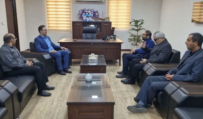 فرماندار تنگستان: هم‌افزایی دستگاه‌های اجرایی، خدمت‌رسانی به مردم را شتاب می‌بخشد