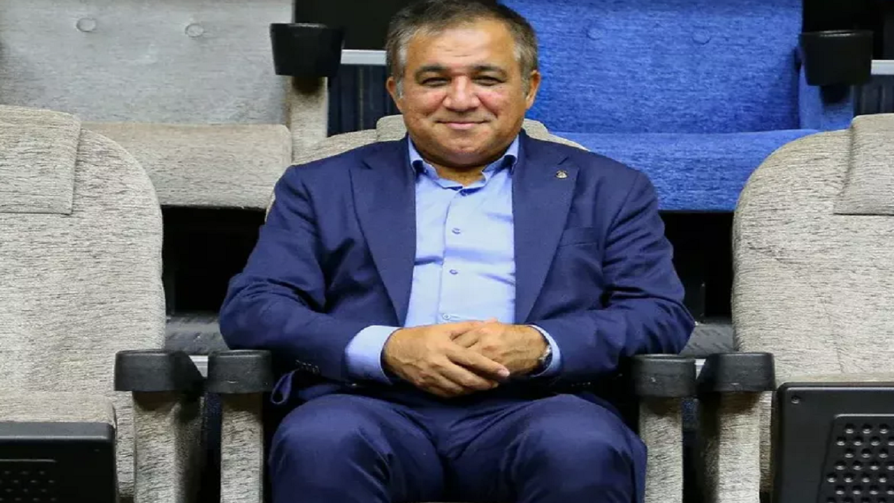 پیام آرامش‌بخش سرپرست مدیرعامل استقلال به هواداران؛ «حال تیم خوب است»