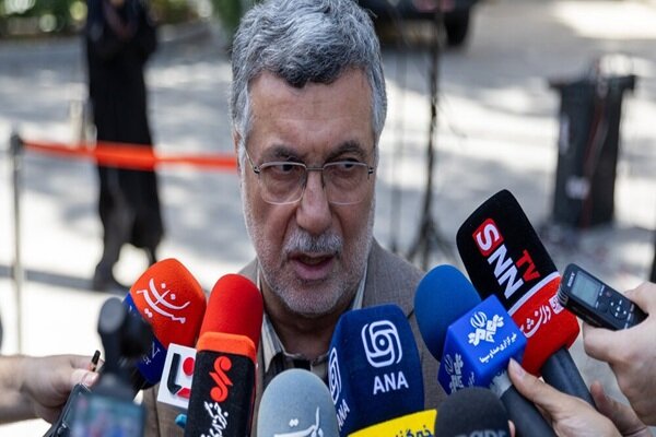 وزیر بهداشت: توسعه دانشکده‌های تخصصی، سرمایه‌گذاری برای پیشگیری از بیماری‌هاست