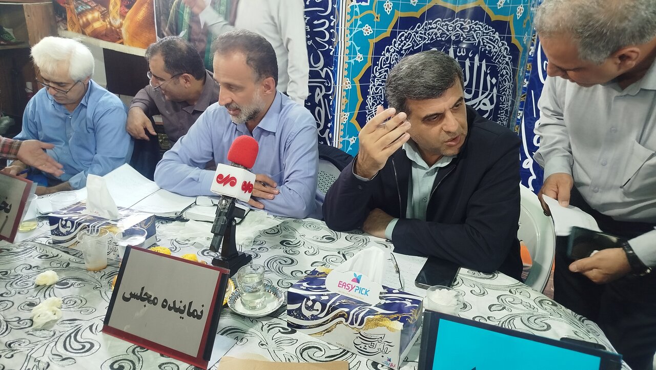 وعده فرماندار آستانه‌اشرفیه برای رفع مشکل برق مسجد اشمان‌کماچال
