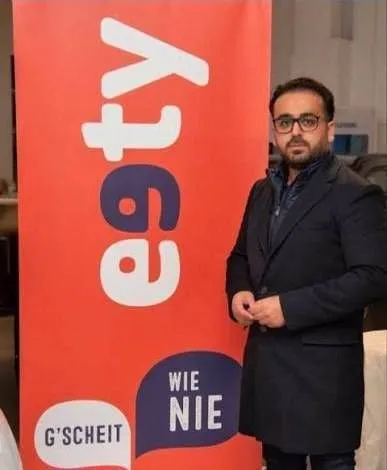 تکذیب شایعه استعفای دبیر شورای عالی امنیت ملی به دلیل اقامت فرزند در خارج از کشور