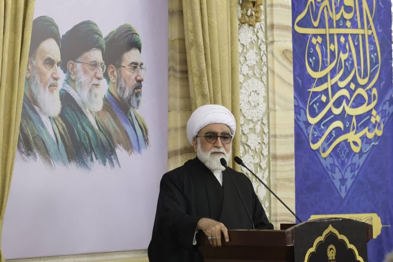 تولیت آستان قدس رضوی: هیچ‌گاه در رهبر شهید احساس خستگی نکردیم
