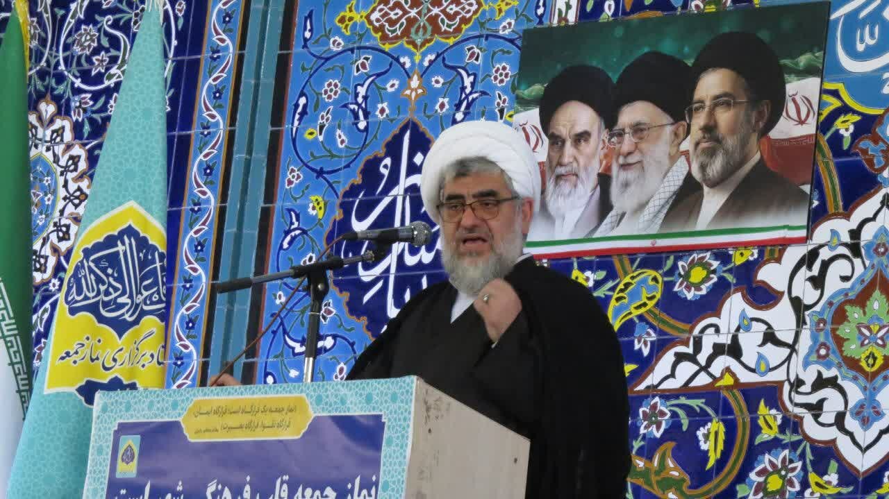 حجت‌الاسلام مهدوی: معادلات مادی قدرت در برابر ایمان و حضور مردم ناتوان است