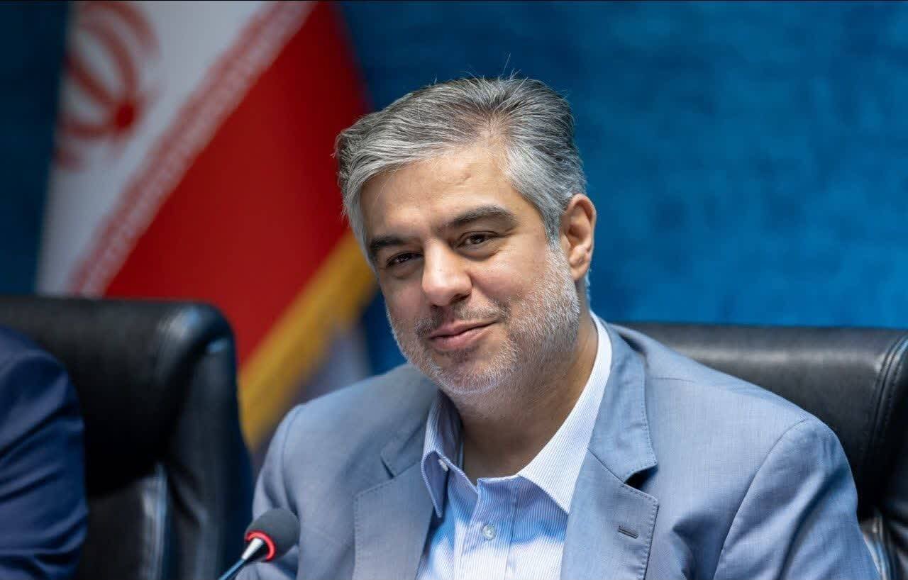پیام استاندار مرکزی به مناسبت روز خبرنگار؛ رسانه‌ها در صف نخست دفاع از حقیقت