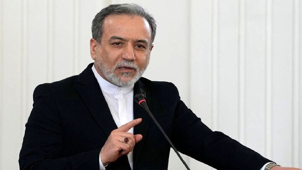 نزدیکی توافق ایران و عمان بر سر تنگه هرمز / عراقچی: مسیر موقت جایگزین TSS قدیمی می‌شود