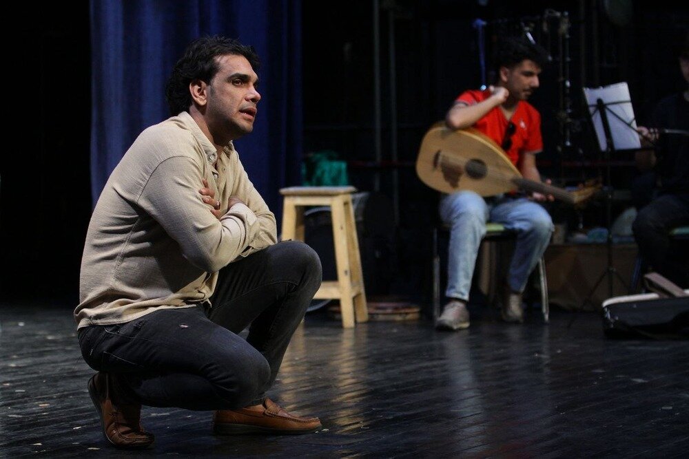 «سندباد و فیروز» به خانه نمایش مهرگان بازمی‌گردد؛ کمدی موزیکال از ۲۶ مرداد روی صحنه می‌رود