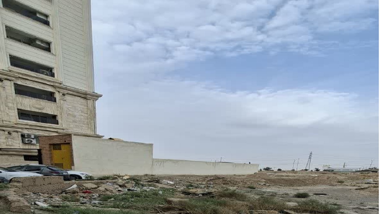 تخلیه روزانه نخاله‌های ساختمانی در اطراف بلوار مرجعیت؛ گلایه شهروندان از بی‌توجهی مسئولان