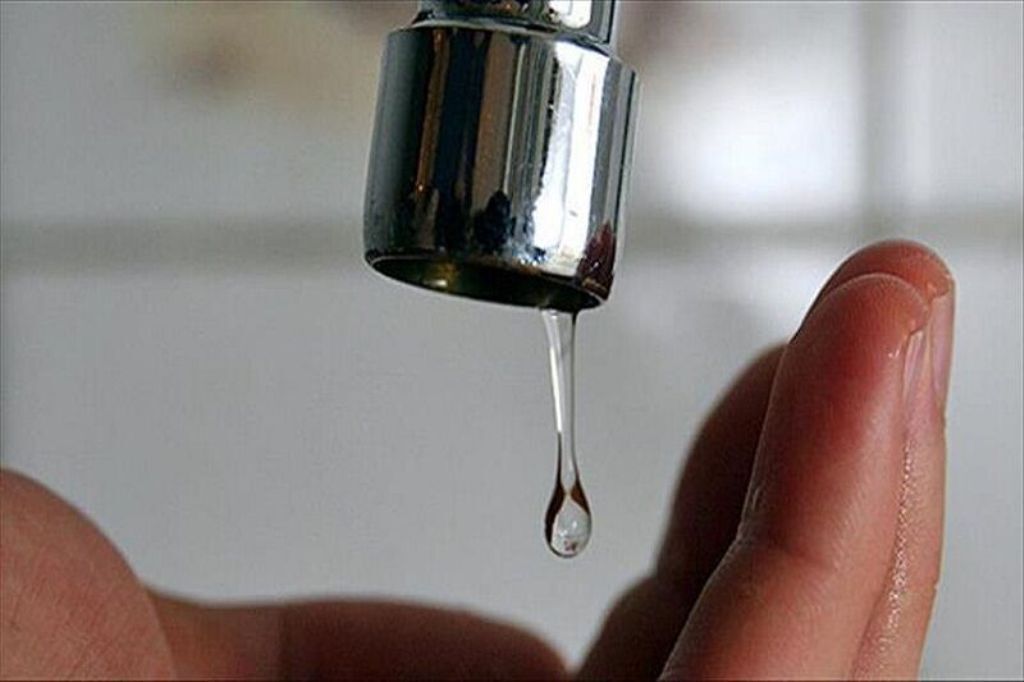 تکذیب شایعه جیره‌بندی آب؛ سخنگوی صنعت آب: مشکل اصلی «مصرف» است نه «تأمین»