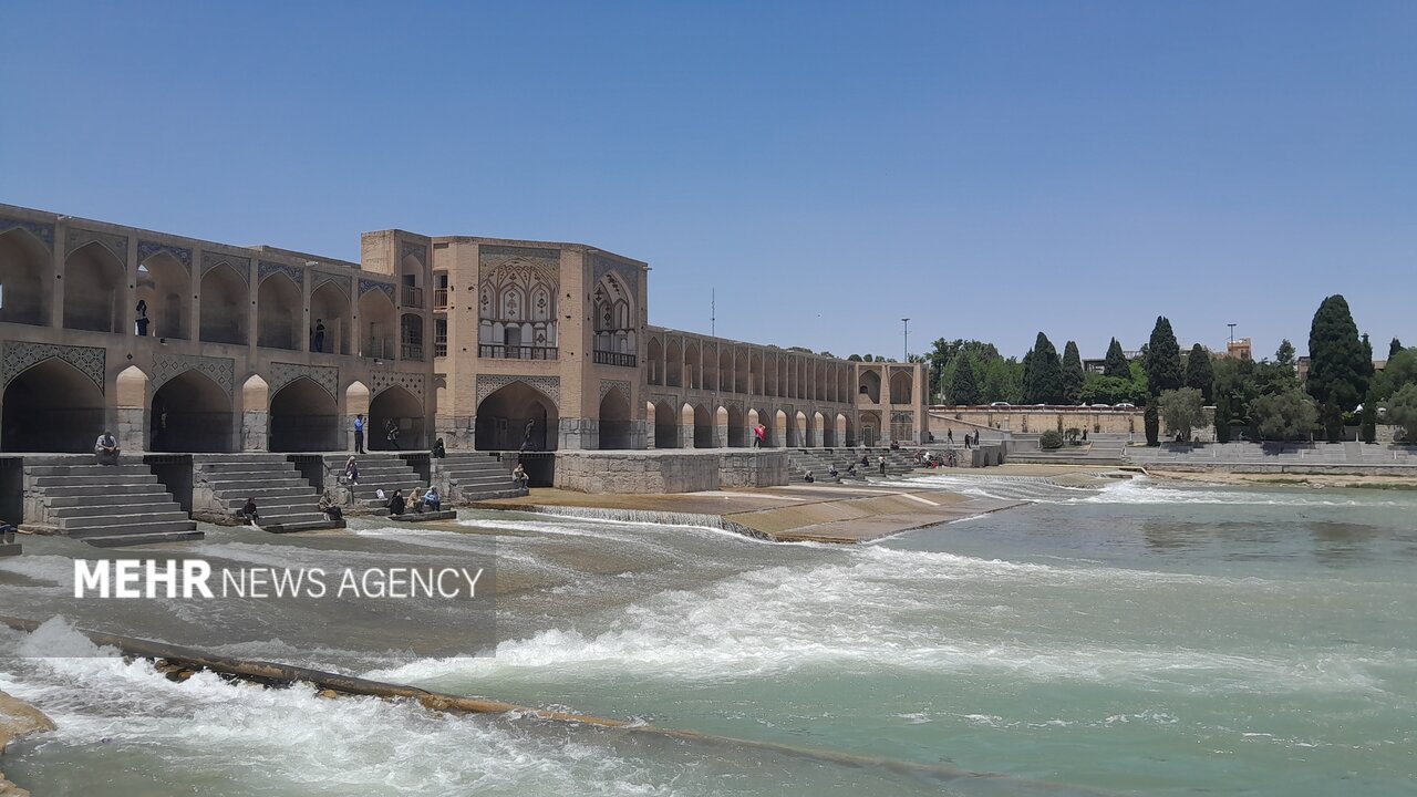 هوای کلان‌شهر اصفهان پاک شد؛ میانگین شاخص کیفیت روی ۵۰ ایستاد