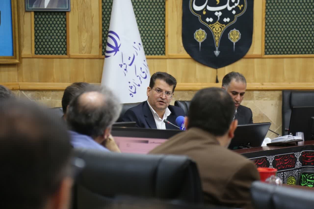تعیین تکلیف سرمایه‌گذاری‌های راکد، گامی مؤثر در رونق تولید و اشتغال کرمانشاه
