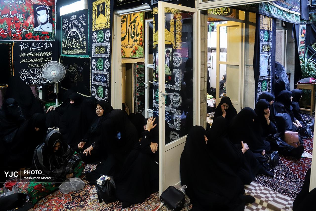 رونق روضه‌های خانگی در دهه پایانی صفر؛ سنتی دیرینه در سوگ اهل بیت