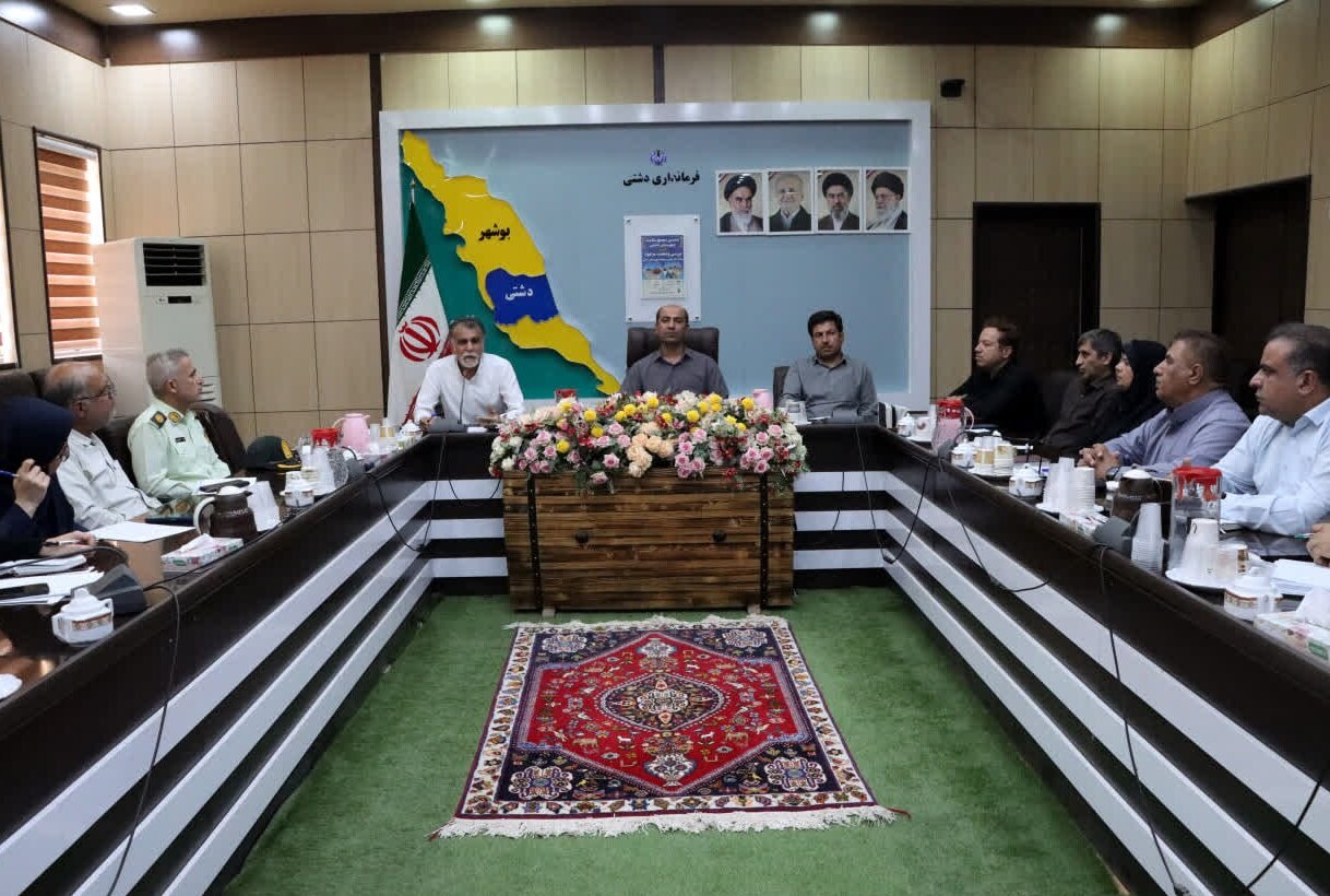 فرماندار دشتی: مدیریت پسماند و جمع‌آوری سگ‌های ولگرد در اولویت دستگاه‌ها باشد