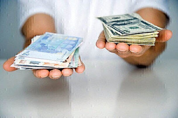 نرخ حواله دلار، یورو، درهم و روبل در مرکز مبادله ایران اعلام شد
