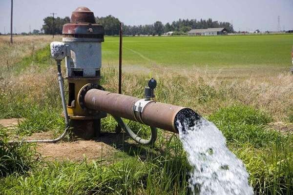 اقدام قاطع دادستانی بروجرد برای صیانت از سفره‌های آب زیرزمینی