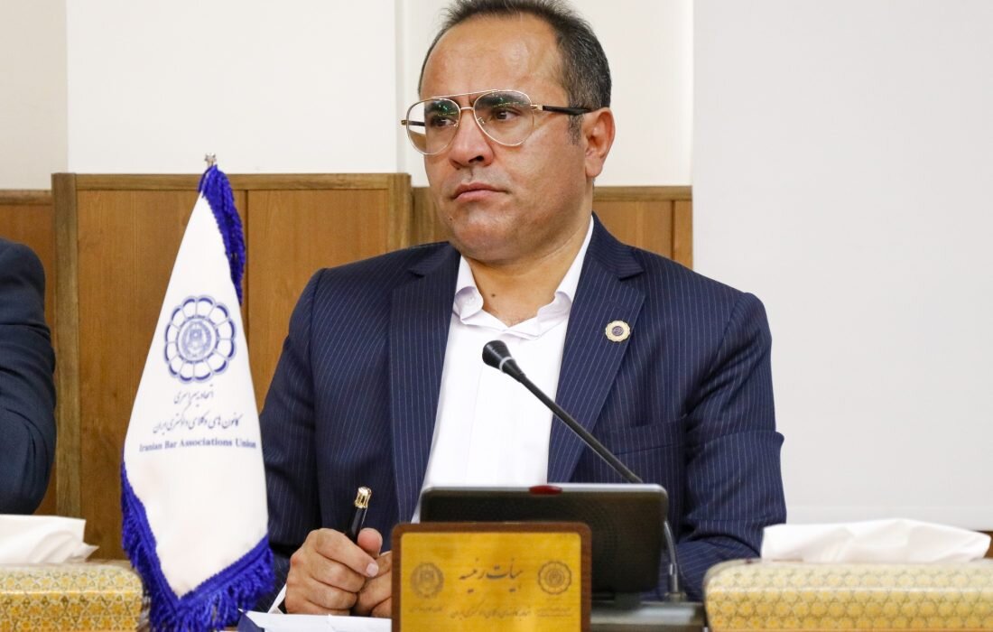 کیانی: بدون حذف «امضاهای طلایی»، قانون تسهیل به داد جوانان نمی‌رسد