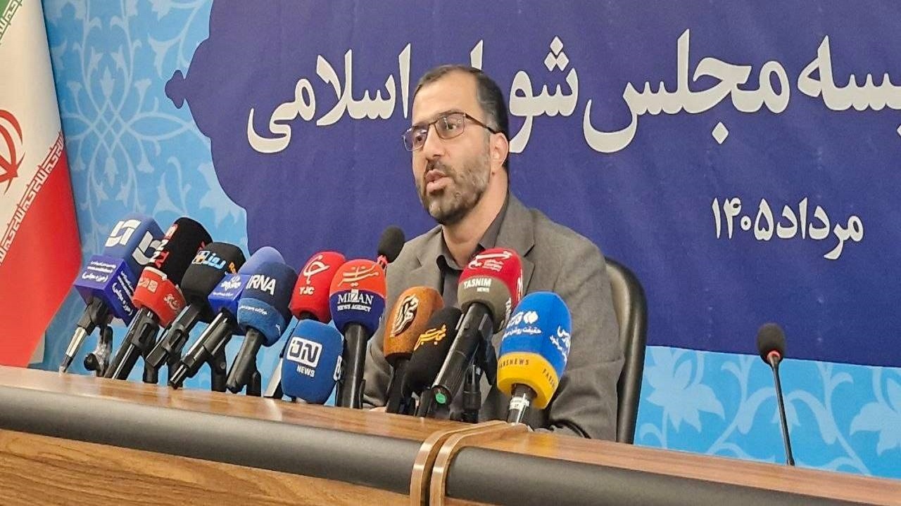 گودرزی: دوقطبی جنگ و صلح به زیان امنیت ملی است؛ مجلس خواهان ترمیم کابینه شد