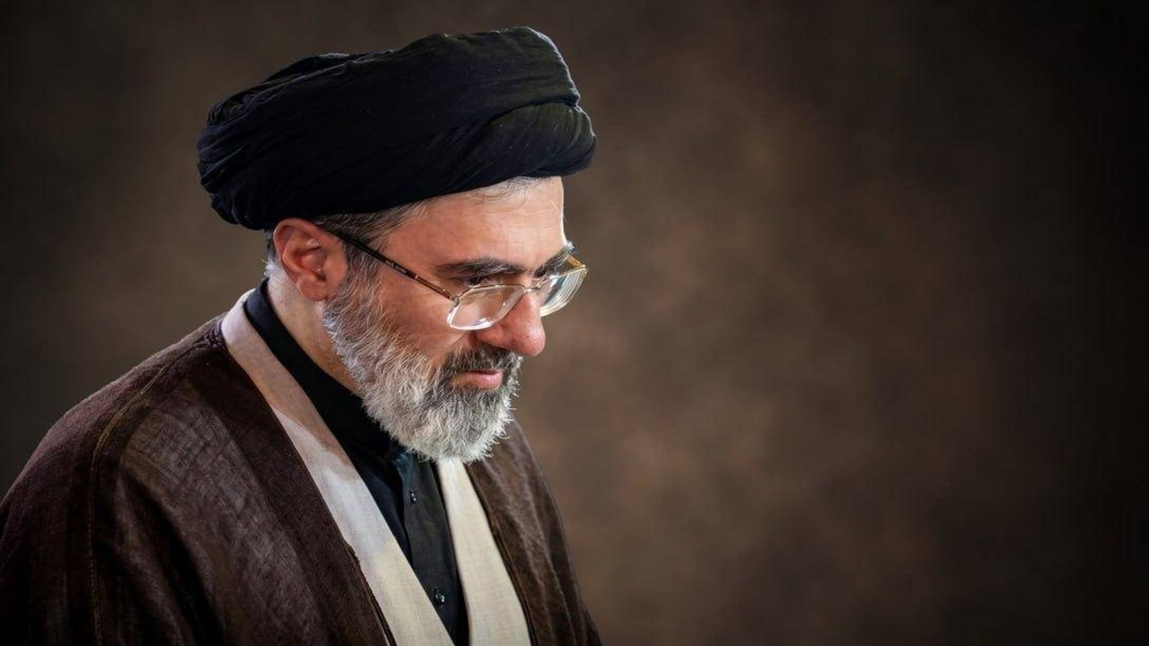 ابلاغ احکام جدید فرمانده کل قوا برای شش فرمانده ارشد؛ عبداللهی رئیس ستاد کل و وحیدی فرمانده کل سپاه شدند
