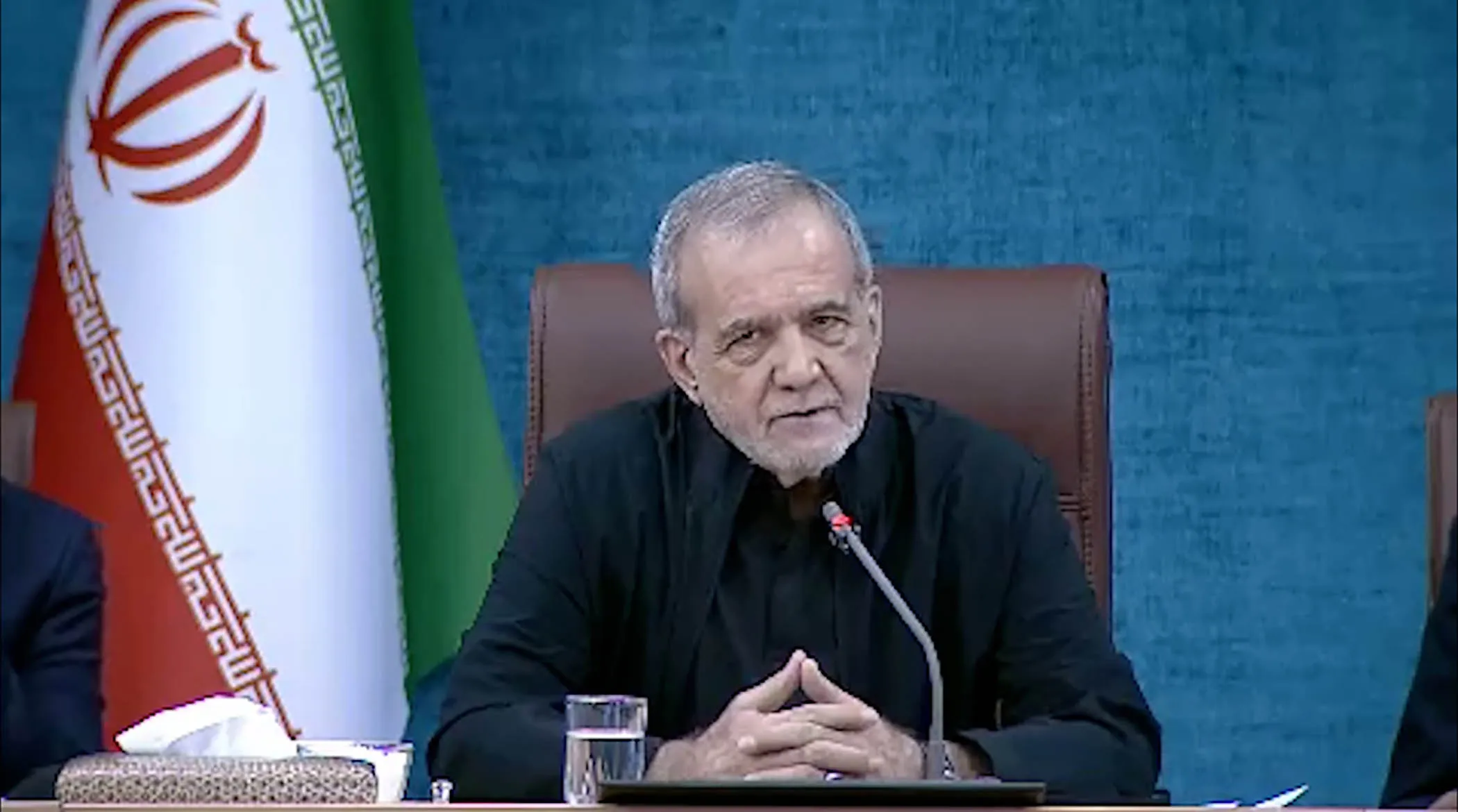 پزشکیان: رهبر انقلاب از سلامت کامل جسمی برخوردارند