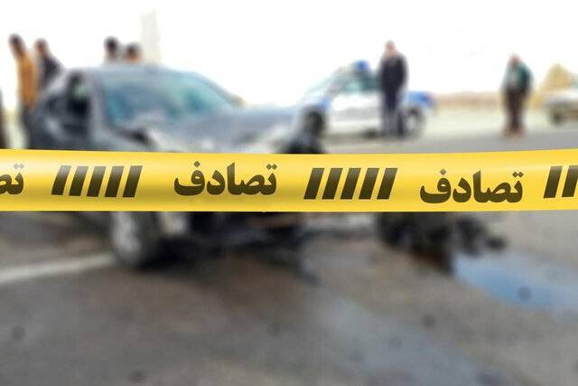 برخورد مرگبار سمند و پژو پارس در شیراز؛ یک نفر جان باخت و ۱۱ تن مصدوم شدند