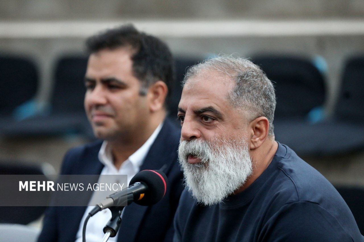 اجرای روباز «کوراوغلی» در تبریز؛ حماسه‌ای با اسب‌ها زیر آسمان شهر