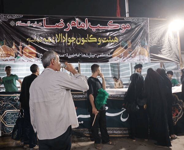 موکب امام رضایی‌ها در کاظمین دهمین سال خدمت‌رسانی را پشت سر گذاشت