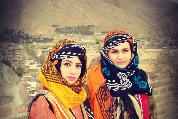 «گلونی» نماد پوشش بانوان لرستان به تقویم رسمی رویدادهای گردشگری کشور راه یافت