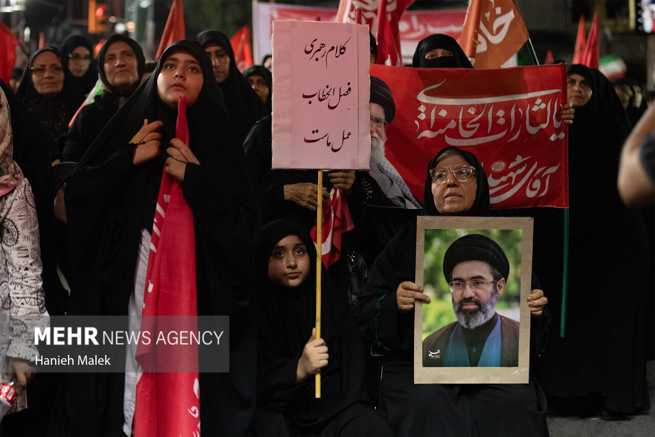 ورامین در شب‌های اخیر؛ شهروندان همچنان بر مطالبات خود تأکید می‌کنند