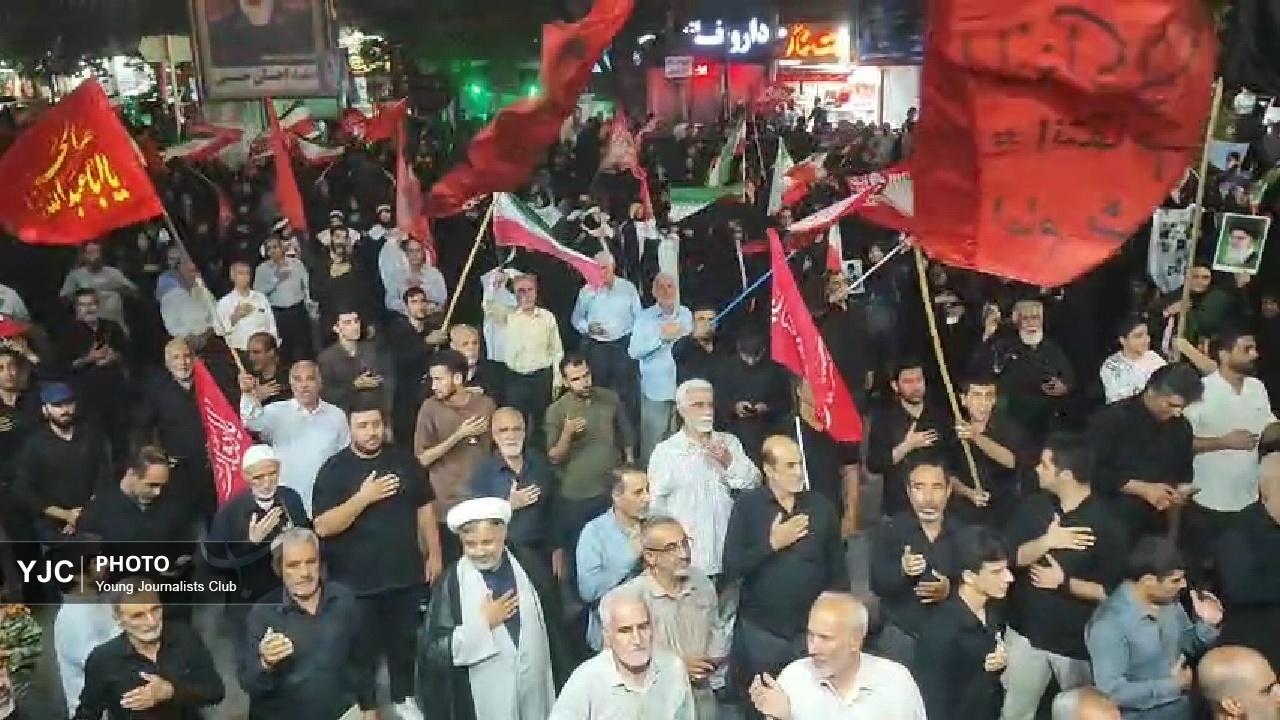 خیابان انقلاب میزبان صد و شصت‌وسومین حماسه حضور؛ مردم پای عهد خونخواهی قائد شهید ایستادند