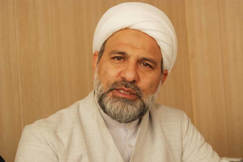 استاد حوزه کاشان: سیدالشهدا(ع) دین را با هنر شهادت جاودانه کرد