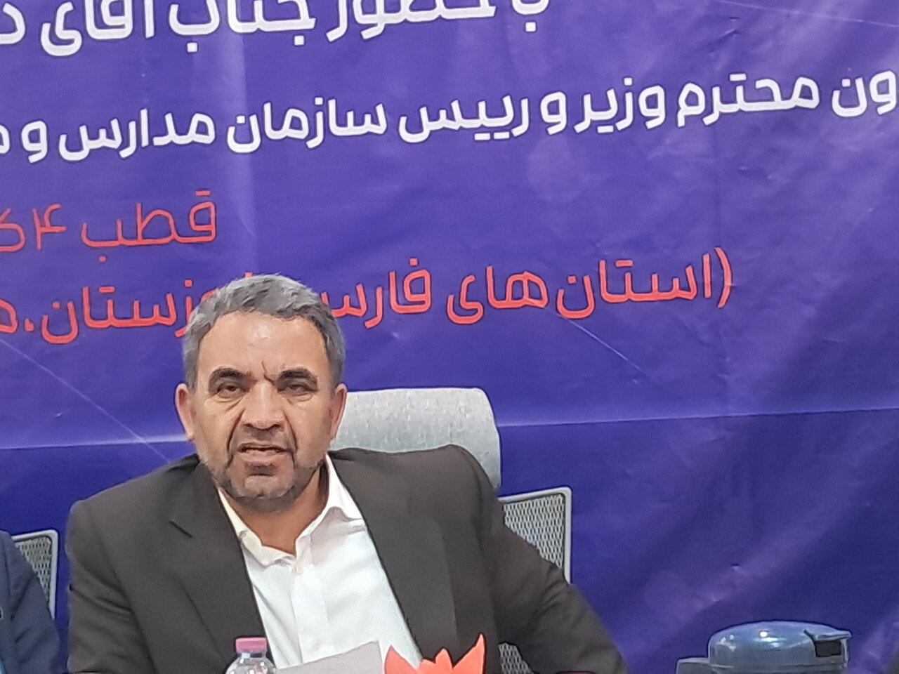 شرط جدید دریافت شهریه مدارس غیردولتی اعلام شد؛ ثبت قرارداد معلمان الزامی است