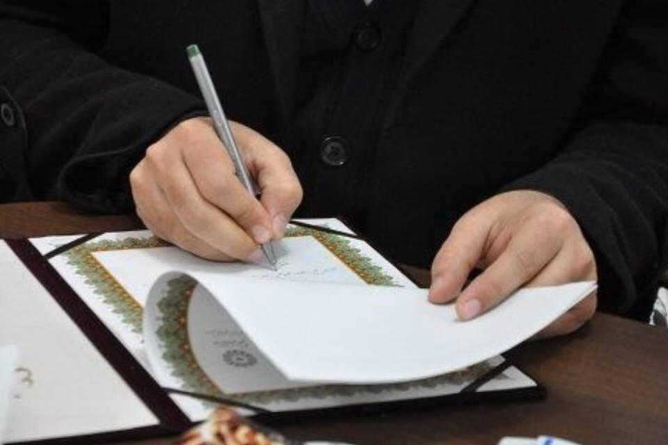 تفاهم‌نامه تازه وزارت فرهنگ؛ ۱۰۰ نشریه در راه کتابخانه‌های عمومی کشور