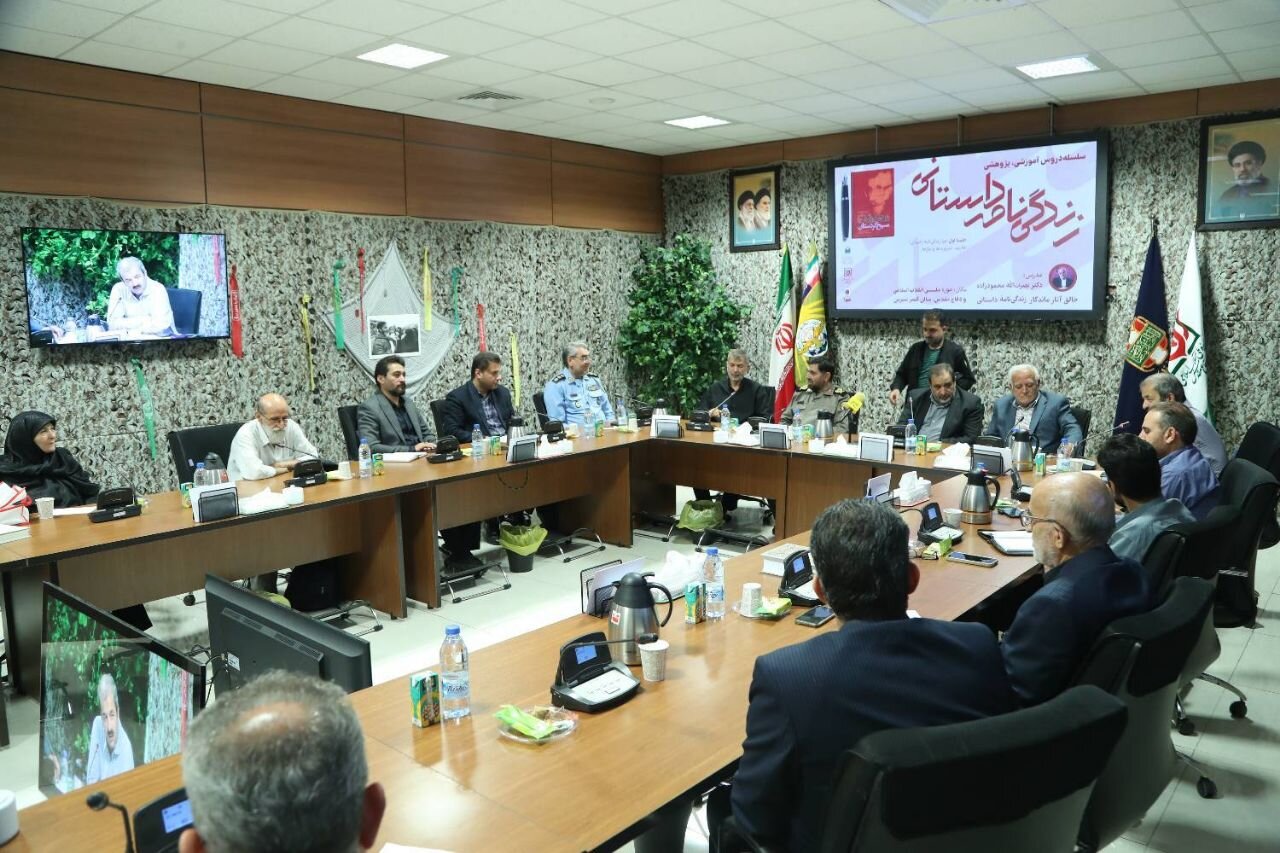 آغاز دوره تربیت نویسندگان ادبیات مقاومت در موزه دفاع مقدس