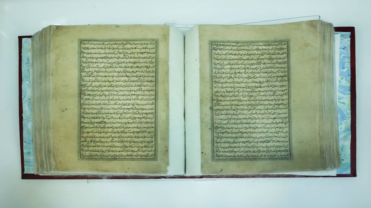 رونمایی از نسخه خطی ۴۰۰ ساله «معارج النبوه» در کتابخانه آستان قدس رضوی
