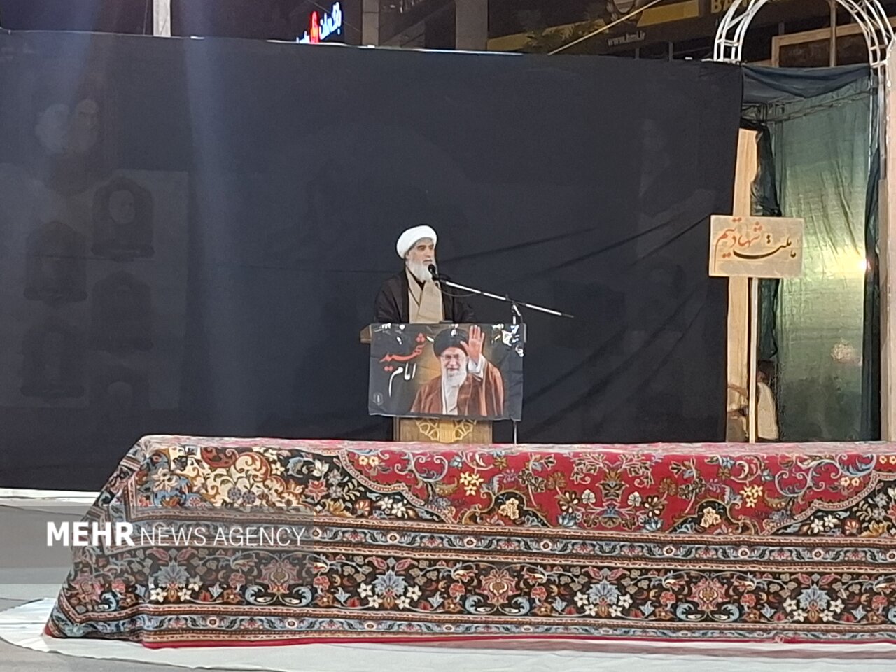 حجت‌الاسلام احمدی: سیره نبوی تلفیقی از مهربانی با مردم و قاطعیت با دشمن است