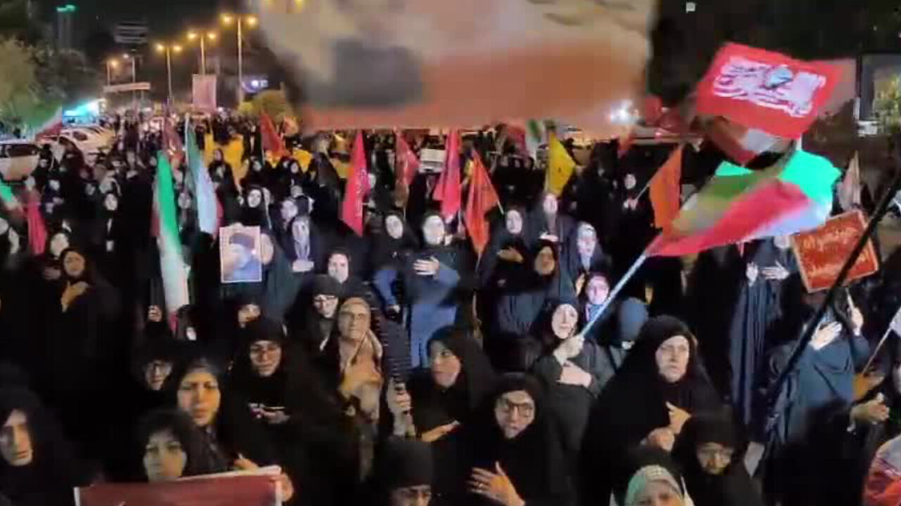 تداوم خروش مردمی در نکا؛ حضور پرشور شهروندان در پاسداشت ارزش‌های اسلامی