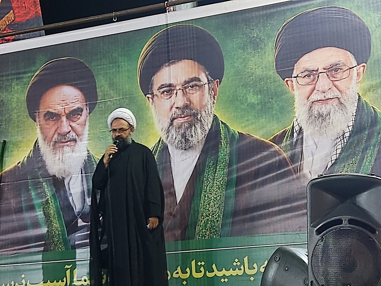 امام جمعه لنگرود: دشمن با جنگ روانی به دنبال تضعیف روحیه ملت است