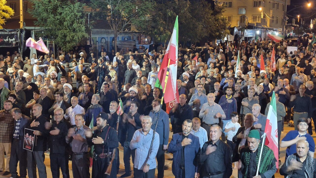 صد و شصت و چهارمین شب تجمع مردمی در کرج؛ تجدید بیعت شهروندان با آرمان‌های انقلاب