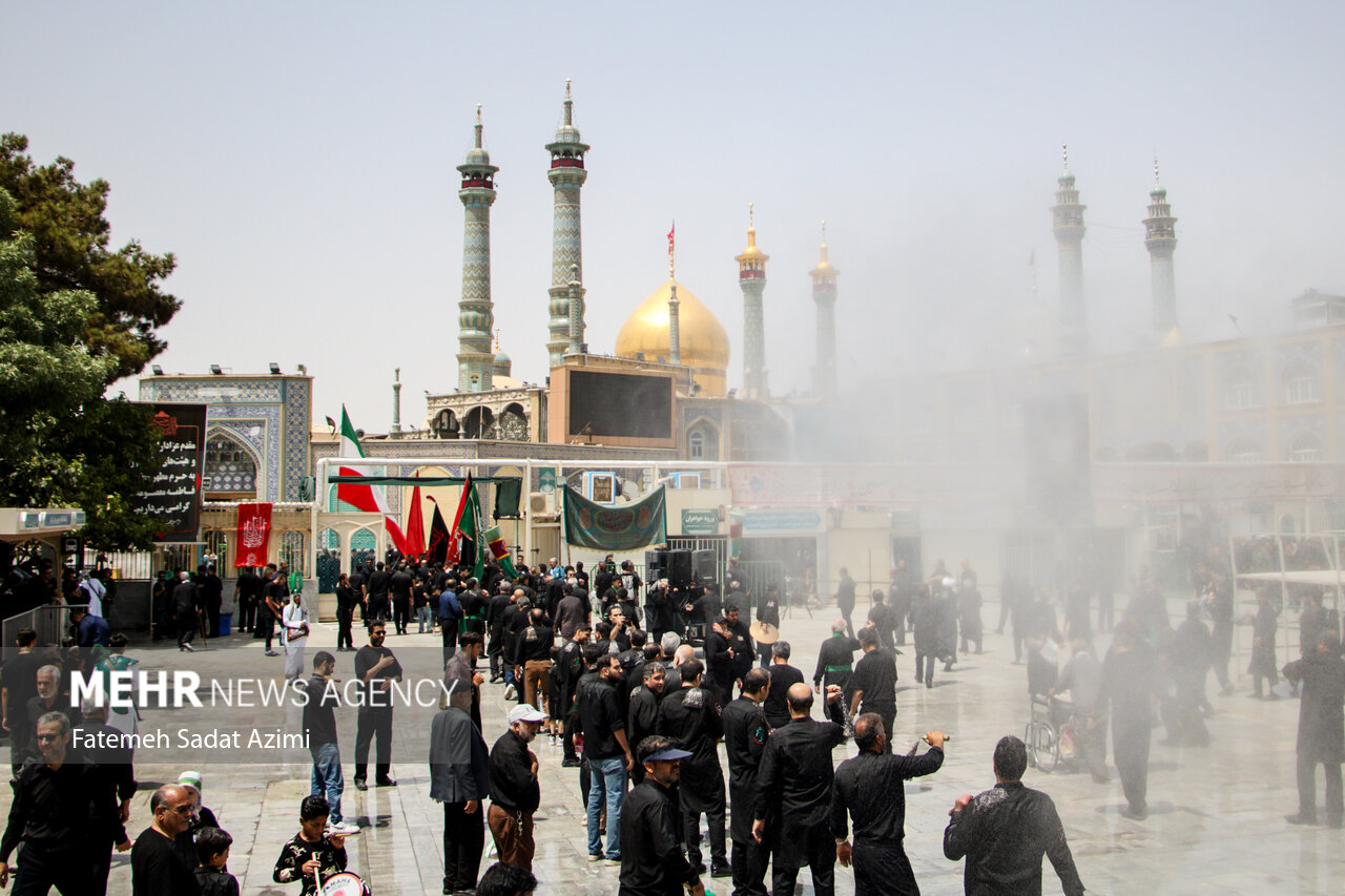 شهر قم در سوگ پیامبر رحمت(ص) و امام حسن مجتبی(ع)؛ عزاداری ۲۸ صفر در حرم حضرت معصومه(س)