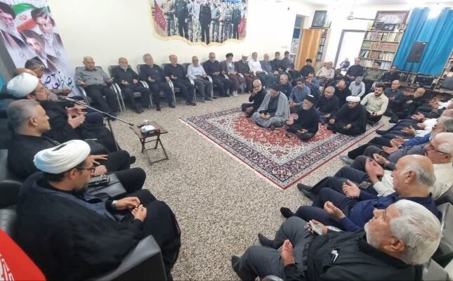 سوگواری رحلت پیامبر مهربانی(ص) و شهادت امام حسن مجتبی(ع) در گناوه؛ شهرستان غرق در عزای دهه آخر صفر