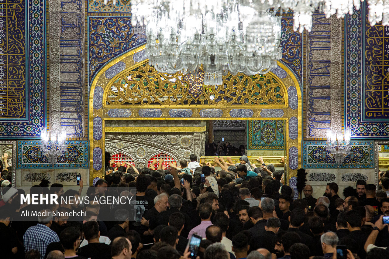 برپایی مراسم سوگواری رحلت پیامبر اکرم(ص) و شهادت امام حسن مجتبی(ع) در حرم رضوی