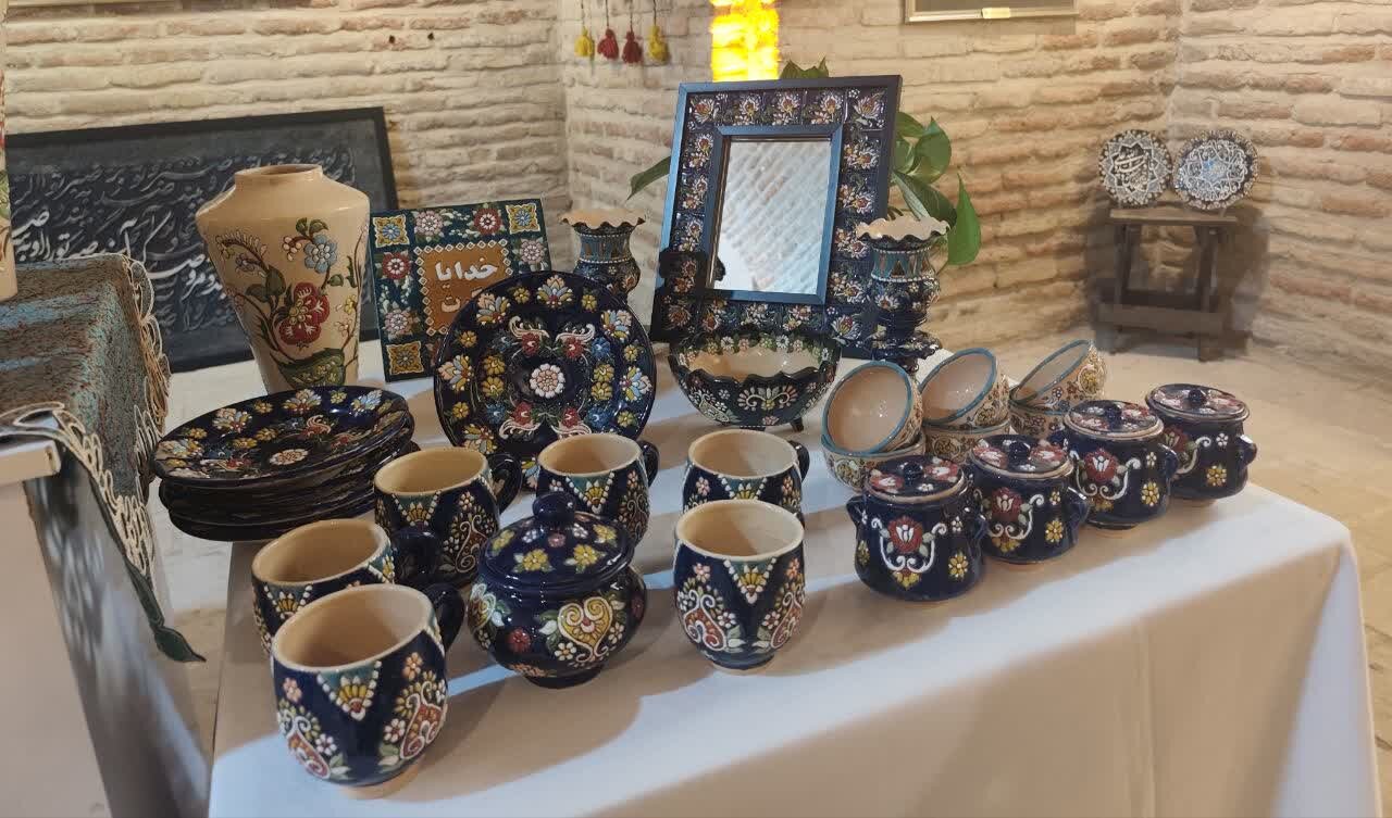 حضور ۲ میلیون زائر در غرفه‌های صنایع‌دستی ایران؛ ظرفیت تازه صادراتی هنرهای سنتی در اربعین
