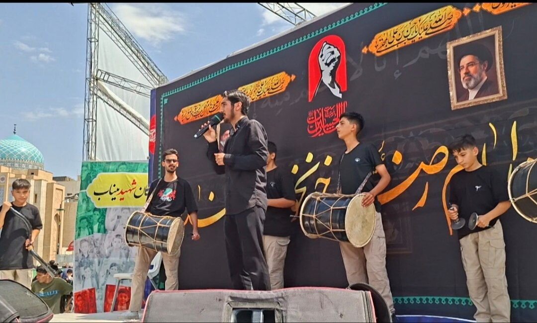 پرده‌خوانی رضوی؛ هنر اصیل ایرانی در مسیر تبیین سیره امام مهربانی‌ها