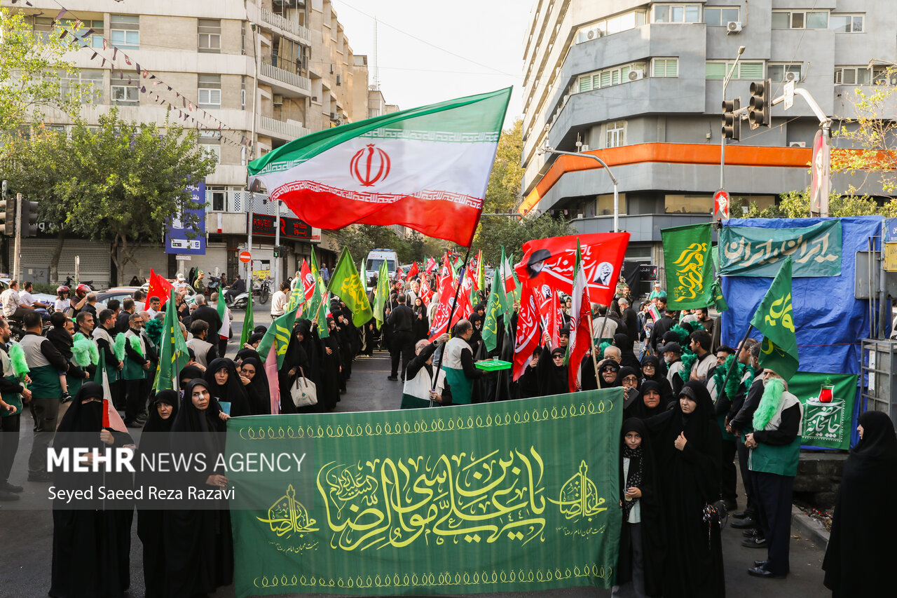 سوگواره خادمیاران رضوی در میدان فلسطین تهران برگزار شد