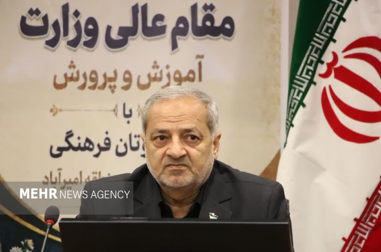 کاظمی در دامغان: ۵ پروژه آموزشی تا مهر افتتاح می‌شود؛ استخر دانش‌آموزی به دهه فجر می‌رسد