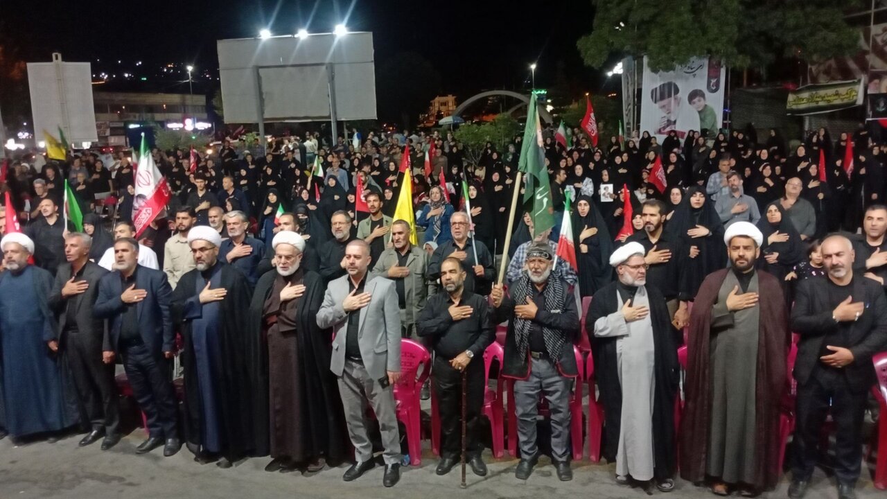 شب همبستگی گرگان با مقاومت؛ تجمع پرشور مردم در حمایت از جبهه مقاومت