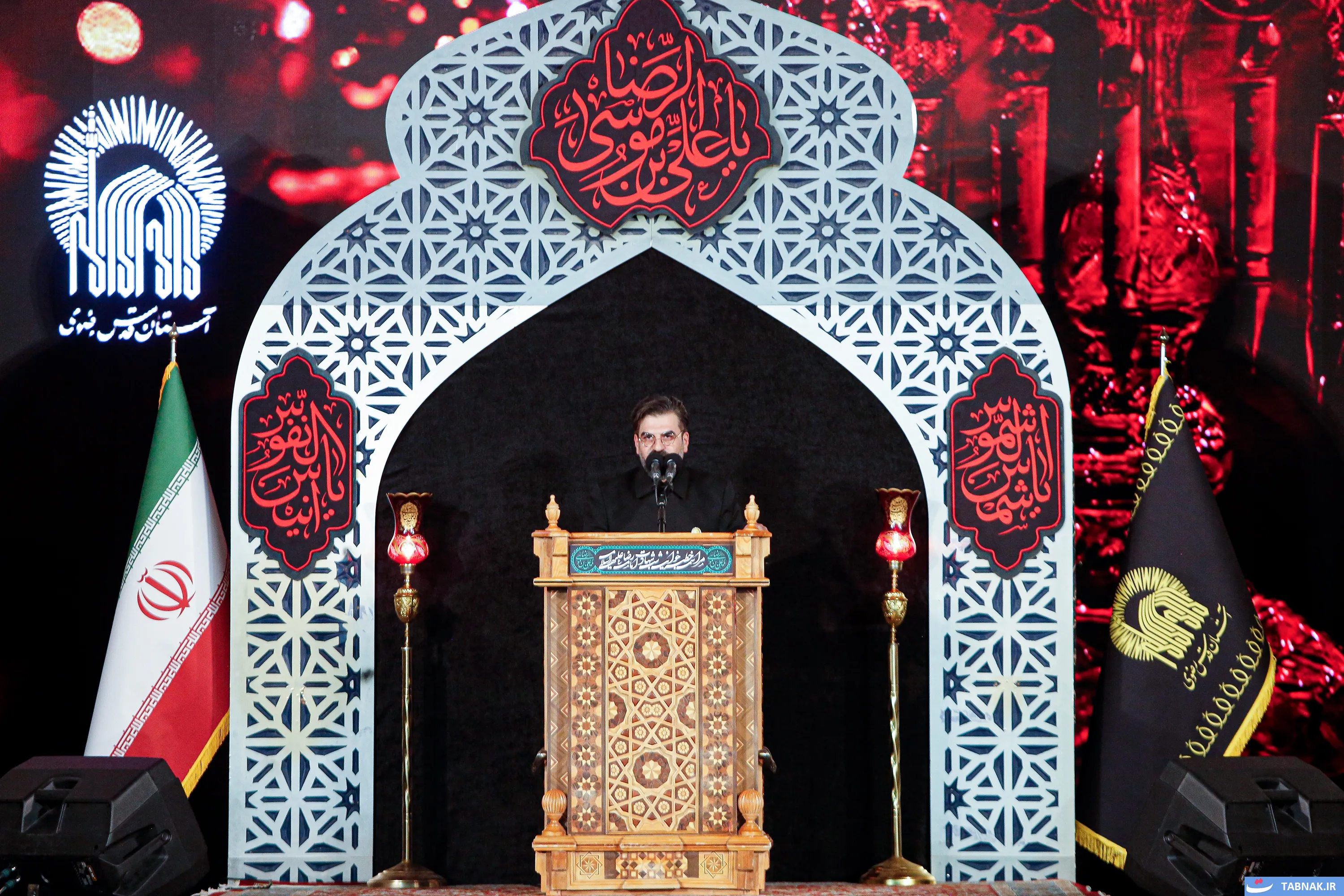 صحن پیامبر اعظم حرم مطهر رضوی در شب شهادت امام رضا