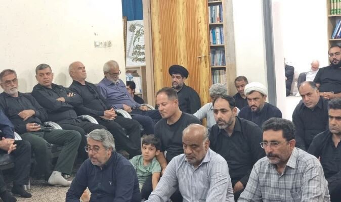 گناوه در سوگ ثامن الحجج؛ امام جمعه موقت بر تربیت دینی فرزندان تأکید کرد