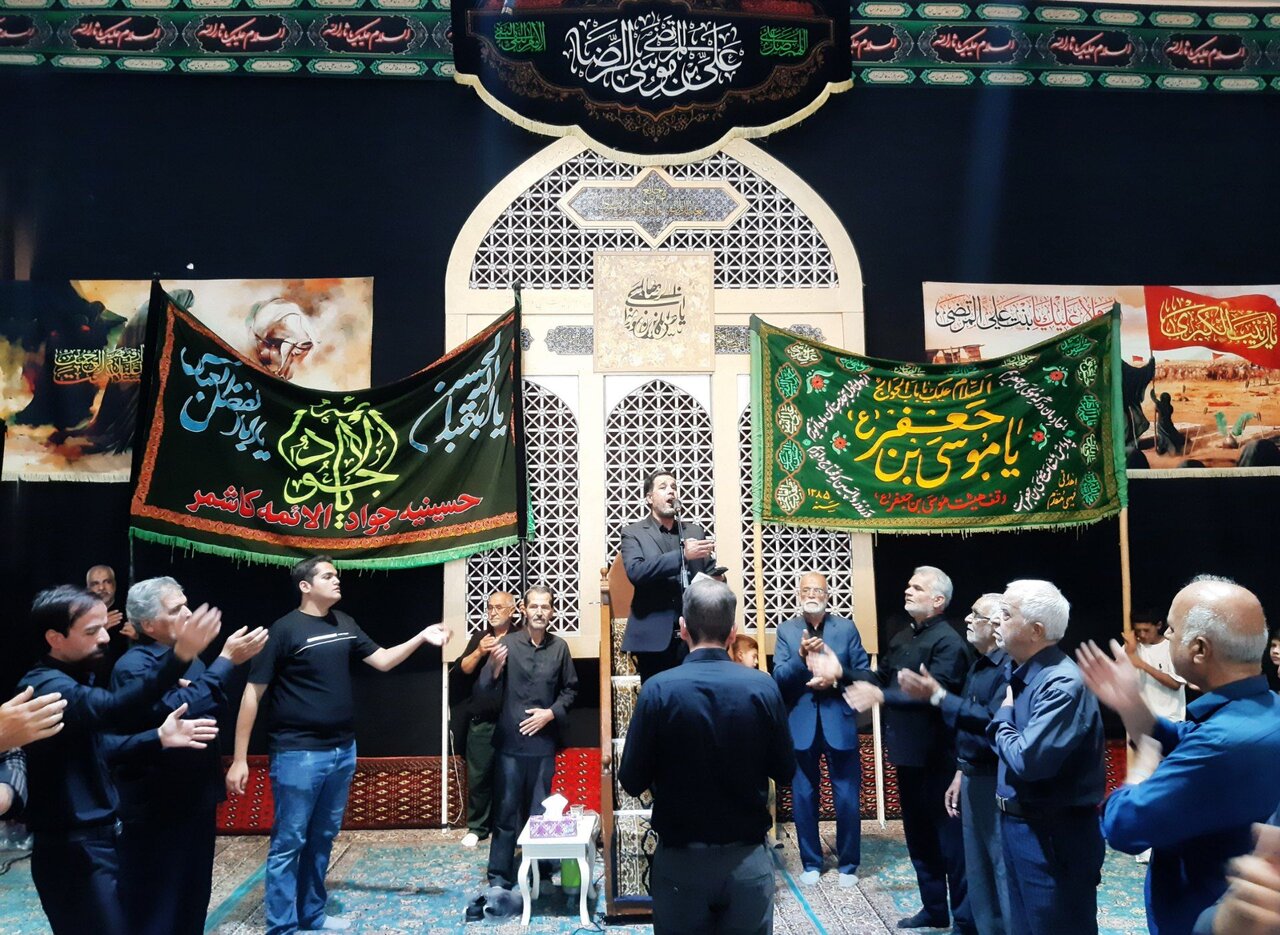 سوگواری هیئت‌های کاشمر در سالروز شهادت ثامن‌الحجج(ع)